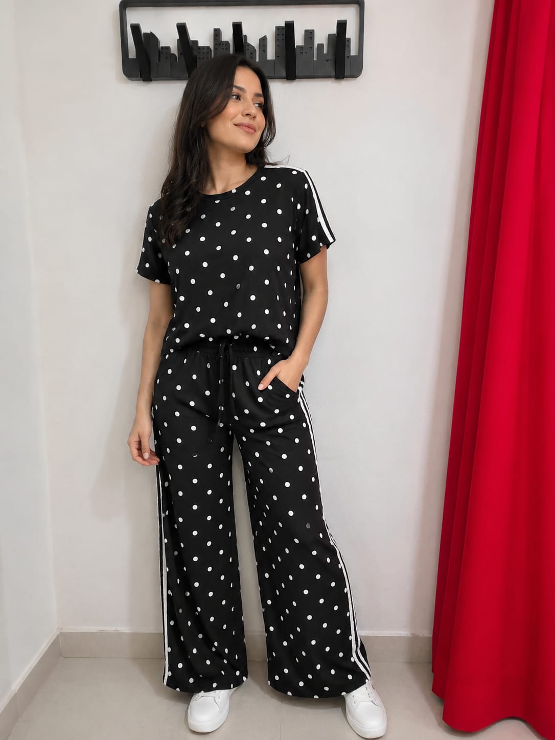 PANS CON PLAYERA POLKA NEGRO