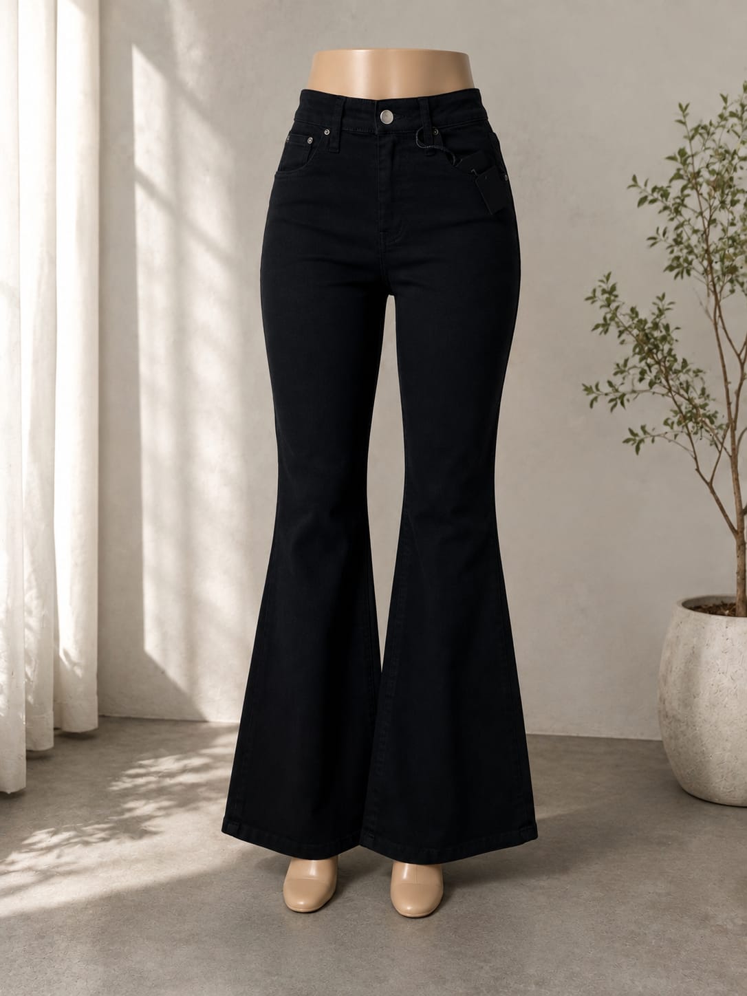 PANTALON MEZCLILLA NEGRO BOOTS