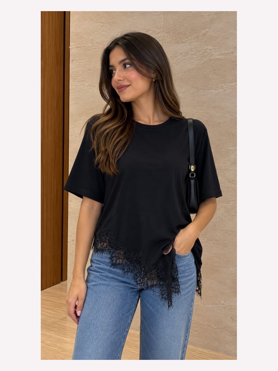 PLAYERA NEGRA CON ENCAJE