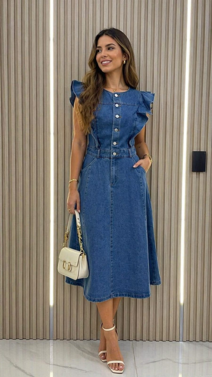 VESTIDO MEZCLILLA, MANGA HOLANES CON BOTONES